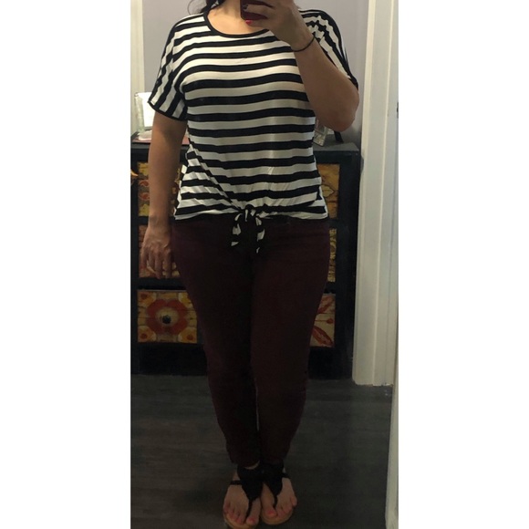 Cable & Gauge Front Tie Green & White Tee - Picture 8 of 8